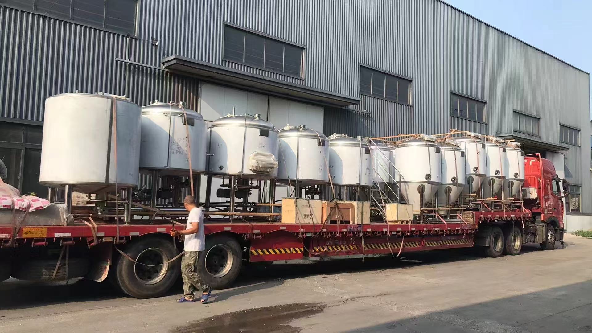准格尔精酿啤酒设备厂—精酿啤酒设备